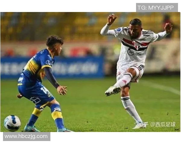 圣保罗与麦德林国民的激烈对决展现足球魅力与团队精神